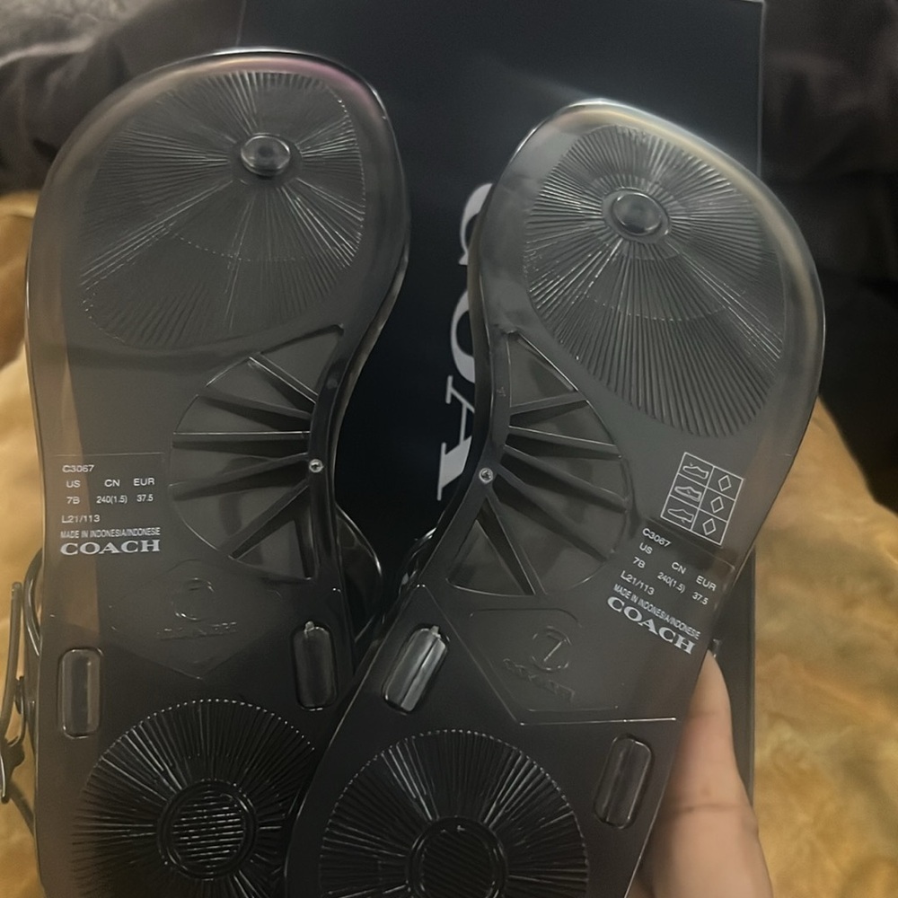 Black sandals